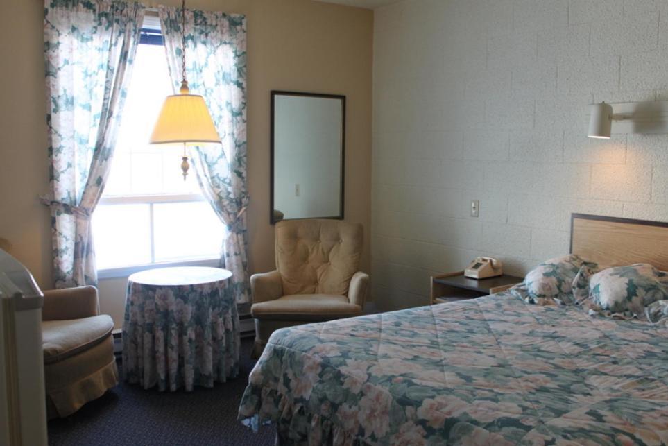 Auberge - Motel Le Pigeonnier Farnham 部屋 写真